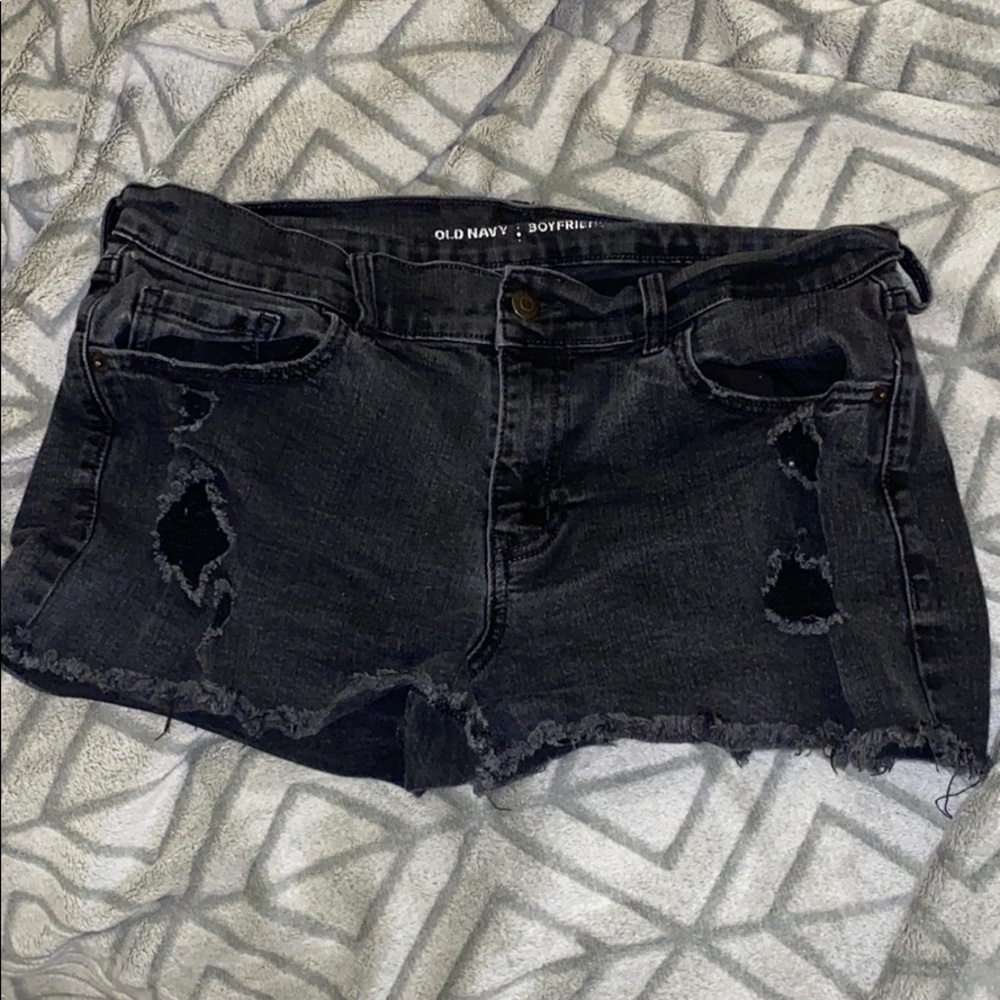 Black Old Navy Boyfriend Short.
